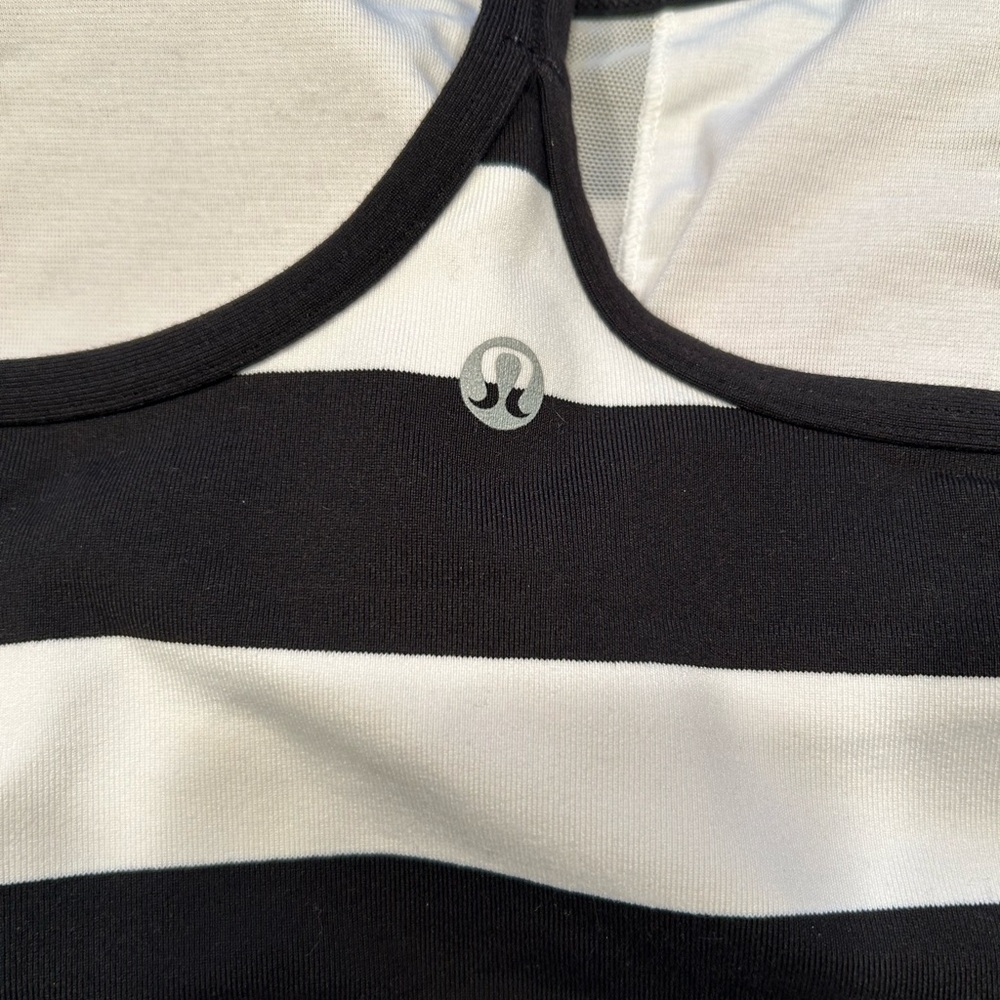 Lulu Lemon Shelf Bra Tank Tops
